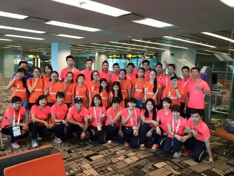 Vietnamese students in Singapore school